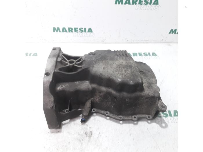 Gebrauchte Ölwanne Renault Clio III (BR/CR) 1.5 dCi 70 Preis € 40,00 Margenregelung angeboten von Maresia Parts