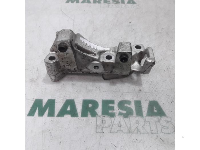 Usagé Support moteur Citroen Berlingo Prix € 50,00 Règlement à la marge proposé par Maresia Parts