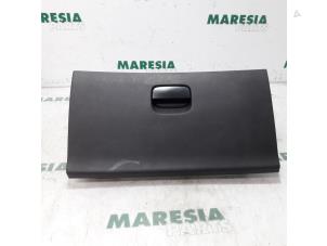 Used Dashboard cover / flap Peugeot 308 SW (4E/H) 1.6 VTI 16V Price € 25,00 Margin scheme offered by Maresia Parts