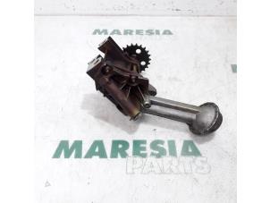 Gebrauchte Ölpumpe Renault Scénic II (JM) 1.6 16V Preis € 50,00 Margenregelung angeboten von Maresia Parts