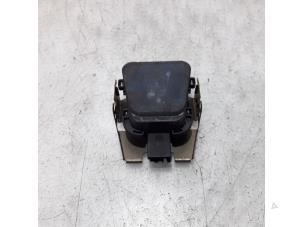 Used Rain sensor Citroen DS5 (KD/KF) 1.6 HDiF 16V Price € 20,00 Margin scheme offered by Maresia Parts
