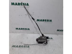Used Rear door mechanism 4-door, right Citroen DS5 (KD/KF) 1.6 HDiF 16V Price € 50,00 Margin scheme offered by Maresia Parts