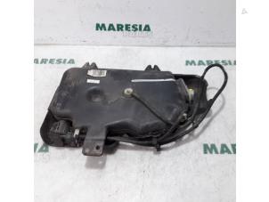 Used Particulate filter tank Lancia Phedra 2.0 JTD 16V Multijet 136 Price € 210,00 Margin scheme offered by Maresia Parts