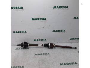 Used Front drive shaft, right Citroen DS5 (KD/KF) 1.6 HDiF 16V Price € 157,50 Margin scheme offered by Maresia Parts