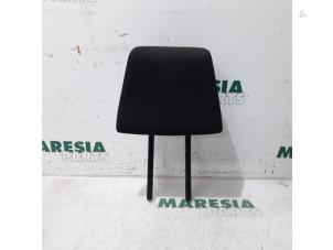 Used Headrest Peugeot 207 SW (WE/WU) 1.6 HDi 16V Price € 40,00 Margin scheme offered by Maresia Parts