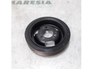 Used Crankshaft pulley Peugeot 207 CC (WB) 1.6 16V Price € 15,00 Margin scheme offered by Maresia Parts