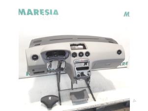 Używane Zestaw poduszki powietrznej Peugeot 308 (4A/C) 1.6 16V THP 150 Cena € 315,00 Procedura marży oferowane przez Maresia Parts