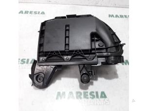 Used Air box Citroen DS5 (KD/KF) 1.6 HDiF 16V Price € 30,00 Margin scheme offered by Maresia Parts