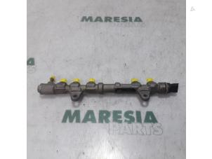 Used Fuel injector nozzle Fiat Grande Punto (199) 1.3 JTD Multijet 16V 85 Actual Price € 60,00 Margin scheme offered by Maresia Parts