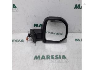 Used Wing mirror, right Citroen Berlingo Multispace 1.6i 16V Price € 50,00 Margin scheme offered by Maresia Parts