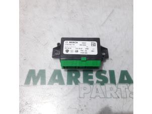Używane Modul czujników parkowania Fiat Panda (312) 0.9 TwinAir Turbo 80 Cena € 40,00 Procedura marży oferowane przez Maresia Parts