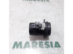 Used Airflow meter Peugeot Expert (G9) 1.6 HDi 90 Price € 24,20 Inclusive VAT offered by Maresia Parts