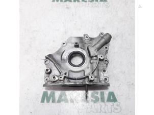 Usagé Pompe à huile Peugeot 206 (2A/C/H/J/S) 1.4 HDi Prix € 50,00 Règlement à la marge proposé par Maresia Parts