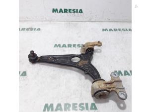 Used Front lower wishbone, left Citroen Jumpy (G9) 2.0 HDI 120 16V Price € 30,25 Inclusive VAT offered by Maresia Parts