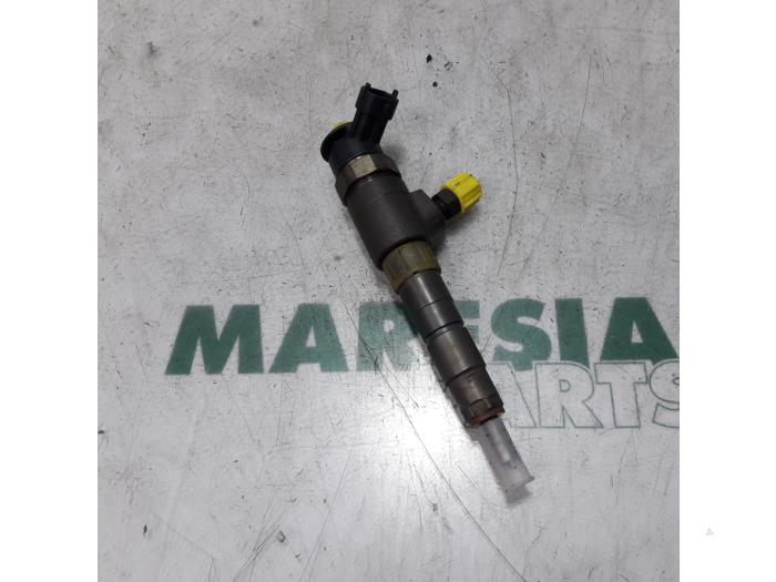 Usagé Injecteurs Citroen Jumpy (G9) 1.6 HDI Prix € 47,19 Prix TTC proposé par Maresia Parts