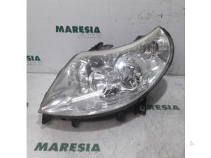 Used Headlight, left Fiat Ducato (250) 2.3 D 120 Multijet Price € 85,00 Margin scheme offered by Maresia Parts