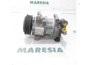 Used Air conditioning pump Peugeot 308 SW (L4/L9/LC/LJ/LR) 1.6 HDi 92 16V Price € 157,50 Margin scheme offered by Maresia Parts