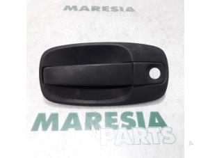 Used Door handle 2-door, left Renault Trafic New (FL) 2.0 dCi 16V 90 Price € 25,00 Margin scheme offered by Maresia Parts