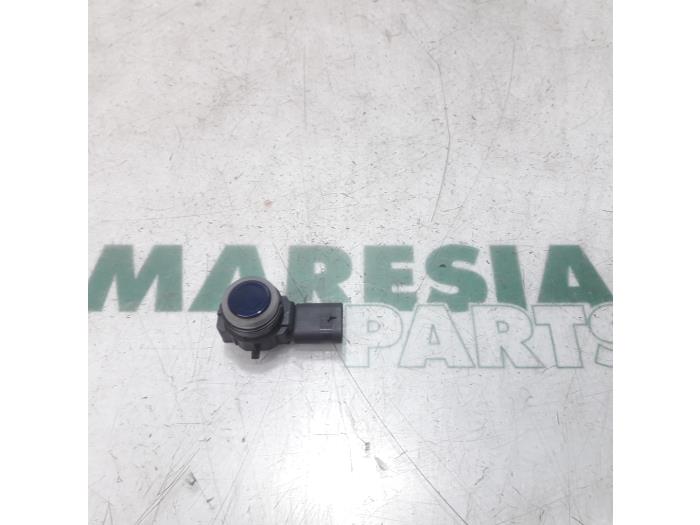 Begagnade Parkeringssensor Fiat Panda (312) 0.9 TwinAir Turbo 80 Pris € 25,00 Marginaltabell erbjuds av Maresia Parts