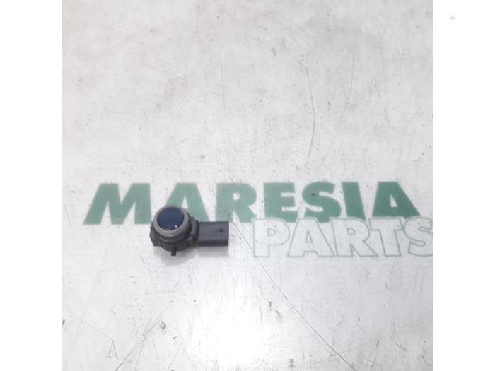 Begagnade Parkeringssensor Fiat Panda (312) 0.9 TwinAir Turbo 80 Pris € 25,00 Marginaltabell erbjuds av Maresia Parts
