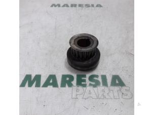 Used Crankshaft sprocket Peugeot Partner Tepee (7A/B/C/D/E/F/G/J/P/S) 1.6 16V Phase 1 Price € 30,00 Margin scheme offered by Maresia Parts
