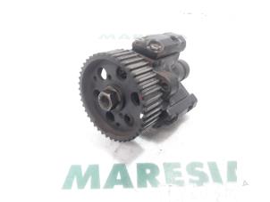 Usagé Pompe carburant mécanique Lancia Lybra SW 1.9 JTD Prix € 65,00 Règlement à la marge proposé par Maresia Parts