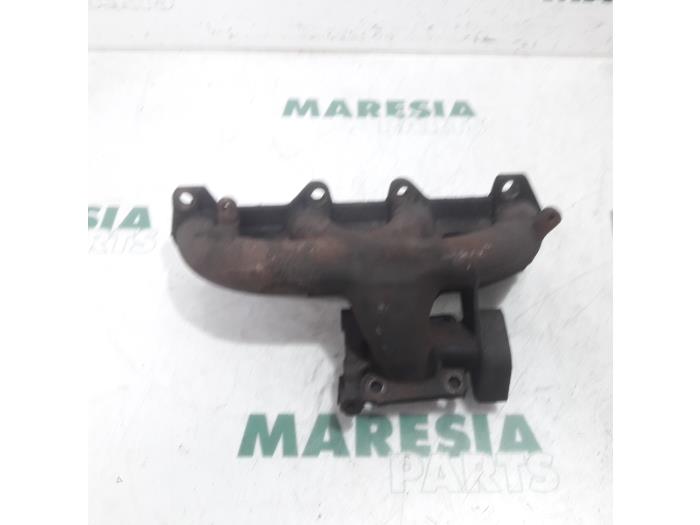 Gebrauchte Abgaskrümmer Lancia Lybra SW 1.9 JTD Preis € 75,00 Margenregelung angeboten von Maresia Parts