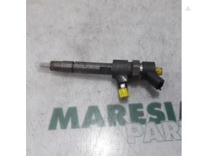 Usagé Injecteur (diesel) Fiat Punto II (188) 1.9 JTD 80 ELX 3-Drs. Prix € 75,00 Règlement à la marge proposé par Maresia Parts