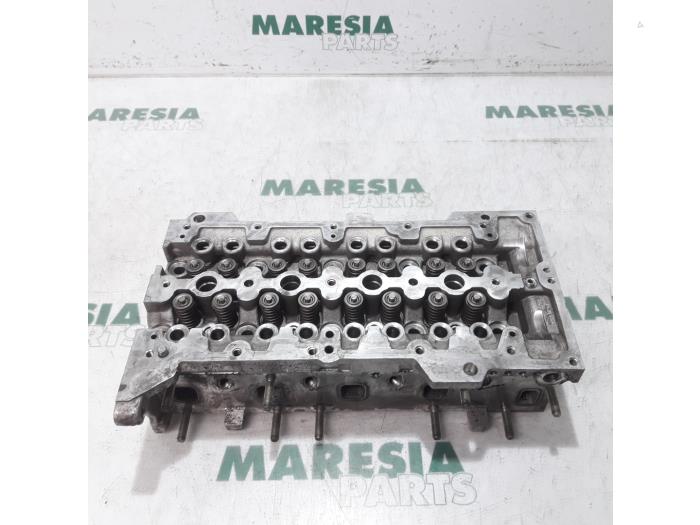 Begagnade Topplock Fiat Doblo Pris € 288,75 Marginaltabell erbjuds av Maresia Parts
