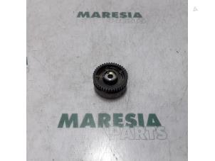 Gebrauchte Nockenwelle Zahnrad Renault Megane Preis € 35,00 Margenregelung angeboten von Maresia Parts