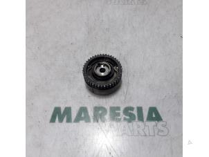 Gebrauchte Nockenwelle Zahnrad Renault Megane Preis € 40,00 Margenregelung angeboten von Maresia Parts