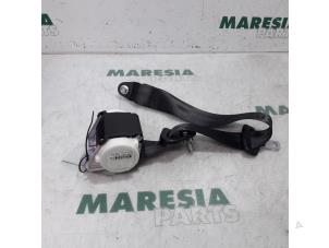Gebrauchte Sicherheitsgurt rechts hinten Fiat 500 (312) 0.9 TwinAir 85 Preis € 25,00 Margenregelung angeboten von Maresia Parts