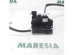 Gebrauchte Türschlossmechanik 2-türig rechts Citroen Jumper (U9) 2.0 BlueHDi 130 Preis € 42,35 Mit Mehrwertsteuer angeboten von Maresia Parts