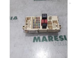 Usagé Boîte à fusibles Fiat Punto II (188) 1.2 60 S Prix € 50,00 Règlement à la marge proposé par Maresia Parts