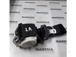 Usados Cinturón de seguridad izquierda detrás Fiat Bravo (198A) 1.4 16V Precio € 35,00 Norma de margen ofrecido por Maresia Parts