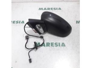 Used Wing mirror, left Citroen C5 III Tourer (RW) 2.0 HDiF 16V Price € 262,50 Margin scheme offered by Maresia Parts