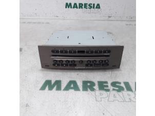 Gebrauchte Radio CD Spieler Renault Grand Scénic II (JM) 2.0 16V Preis € 157,50 Margenregelung angeboten von Maresia Parts