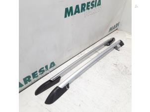 Used Roof rail kit Citroen Berlingo Multispace 1.6i Price € 157,50 Margin scheme offered by Maresia Parts