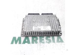 Usados Ordenador de caja automática Renault Grand Scénic II (JM) 2.0 16V Precio € 157,50 Norma de margen ofrecido por Maresia Parts