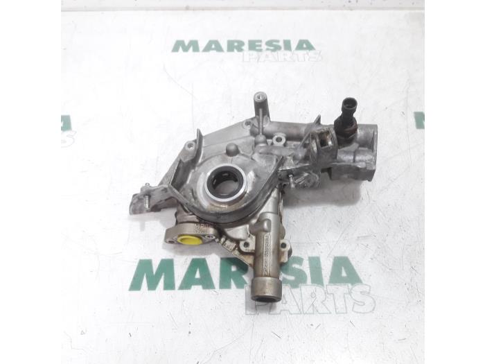 Używane Pompa oleju Fiat 500 (312) 1.2 Cena € 75,00 Procedura marży oferowane przez Maresia Parts