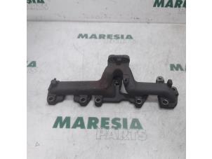 Used Exhaust manifold Fiat Grande Punto (199) 1.3 JTD Multijet 16V 85 Actual Price € 40,00 Margin scheme offered by Maresia Parts