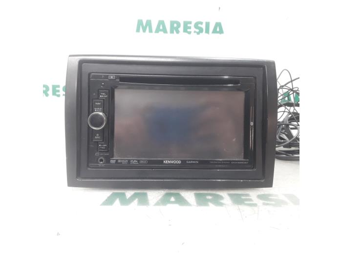 Radio, miscellaneous from a Fiat Ducato (250) 2.0 D 115 Multijet 2012