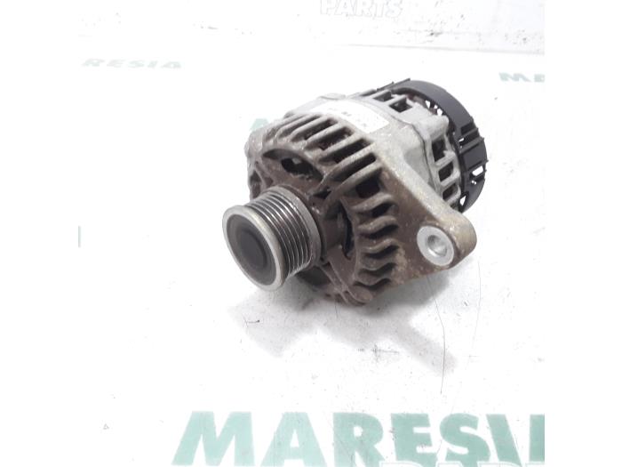 Usagé Dynamo Fiat Ducato (250) 2.0 D 115 Multijet Prix € 90,75 Prix TTC proposé par Maresia Parts