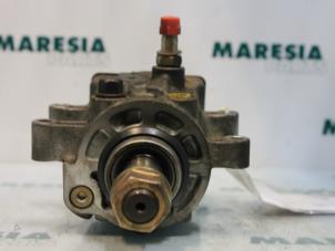 Gebrauchte Kraftstoffpumpe Mechanisch Renault Vel Satis (BJ) 3.0 dCi V6 24V Preis € 74,00 Margenregelung angeboten von Maresia Parts