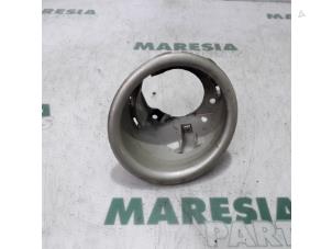 Used Fog light cover plate, right Renault Twingo (C06) 1.2 Price € 15,00 Margin scheme offered by Maresia Parts