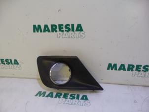 Used Fog light cover plate, right Peugeot 207/207+ (WA/WC/WM) 1.6 16V VTRi Price € 20,00 Margin scheme offered by Maresia Parts