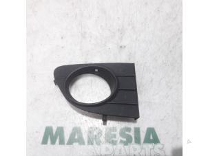 Used Fog light cover plate, right Fiat Punto Evo (199) 1.3 JTD Multijet 85 16V Euro 5 Price € 20,00 Margin scheme offered by Maresia Parts