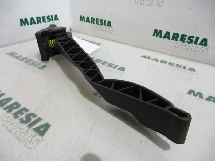 Begagnade Gaspedalsensor Peugeot 307 SW (3H) 1.6 16V Pris € 75,00 Marginaltabell erbjuds av Maresia Parts
