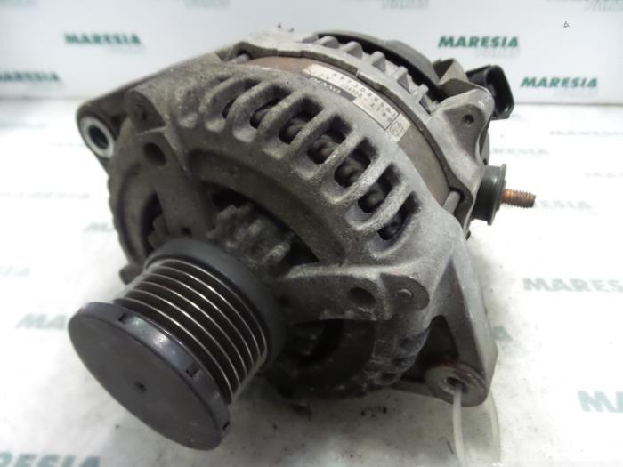 Used Dynamo Renault Vel Satis (BJ) 3.0 dCi V6 24V Price € 50,00 Margin scheme offered by Maresia Parts