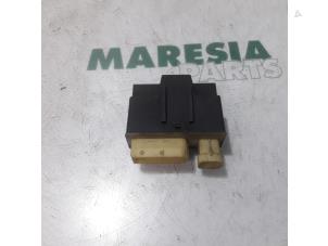 Used Relay Citroen C4 Picasso (UD/UE/UF) 1.6 HDiF 16V 110 Price € 15,00 Margin scheme offered by Maresia Parts